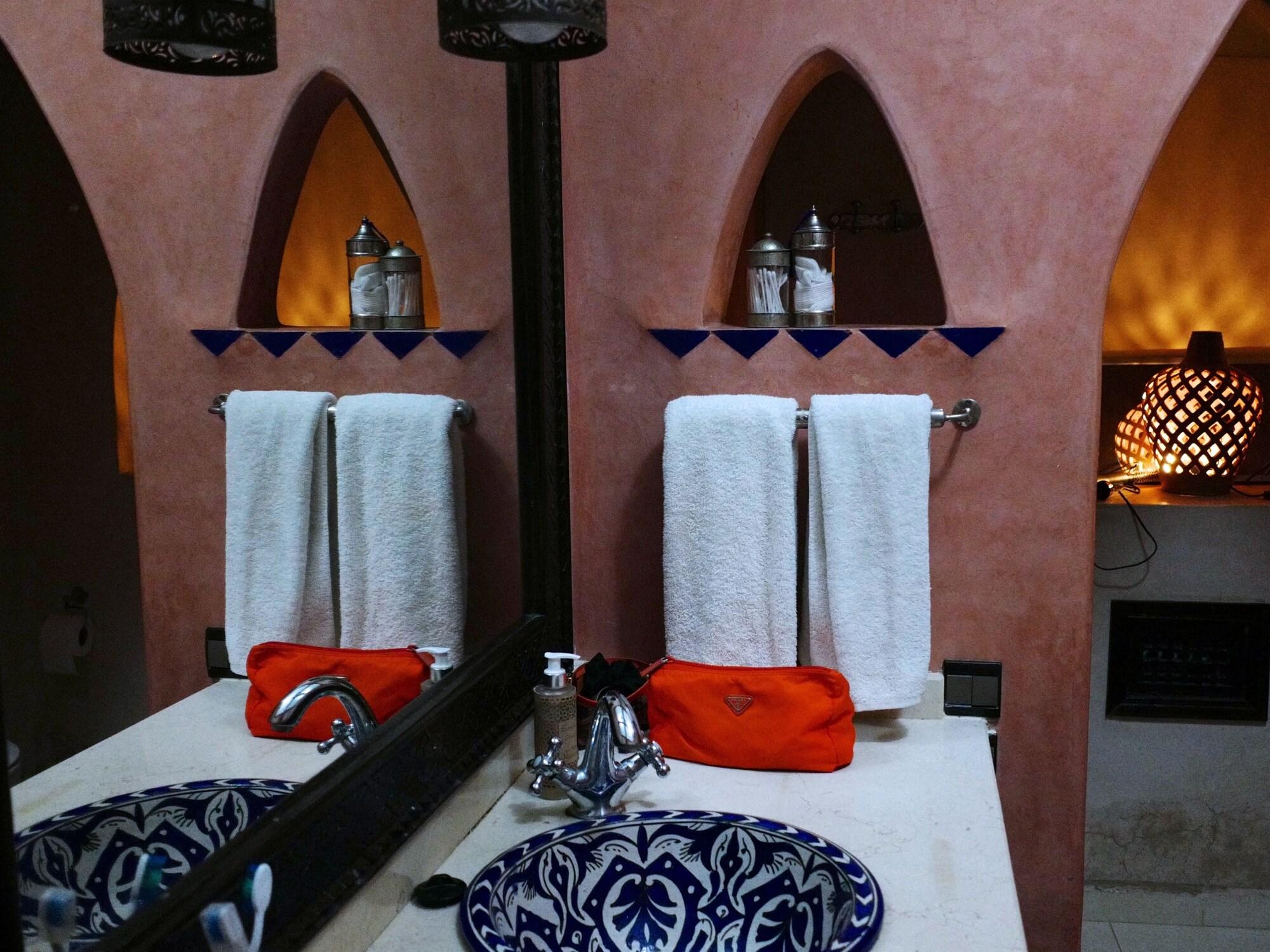 ริยาด 58 บลู Hotel มาร์ราเกช ภายนอก รูปภาพ